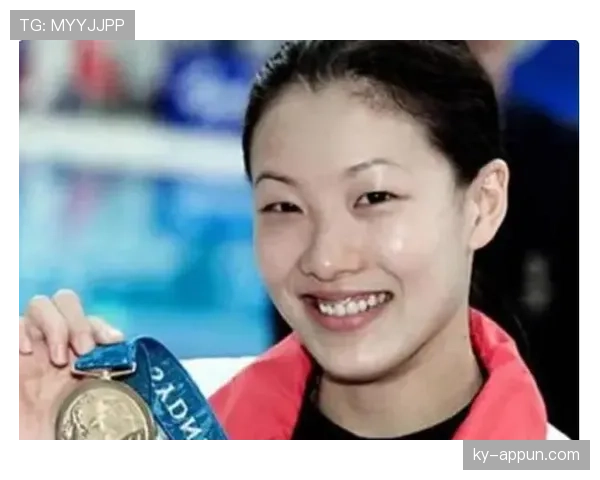 伏明霞私下居然这么谦虚？居然放弃豪宅天天逛菜市场！